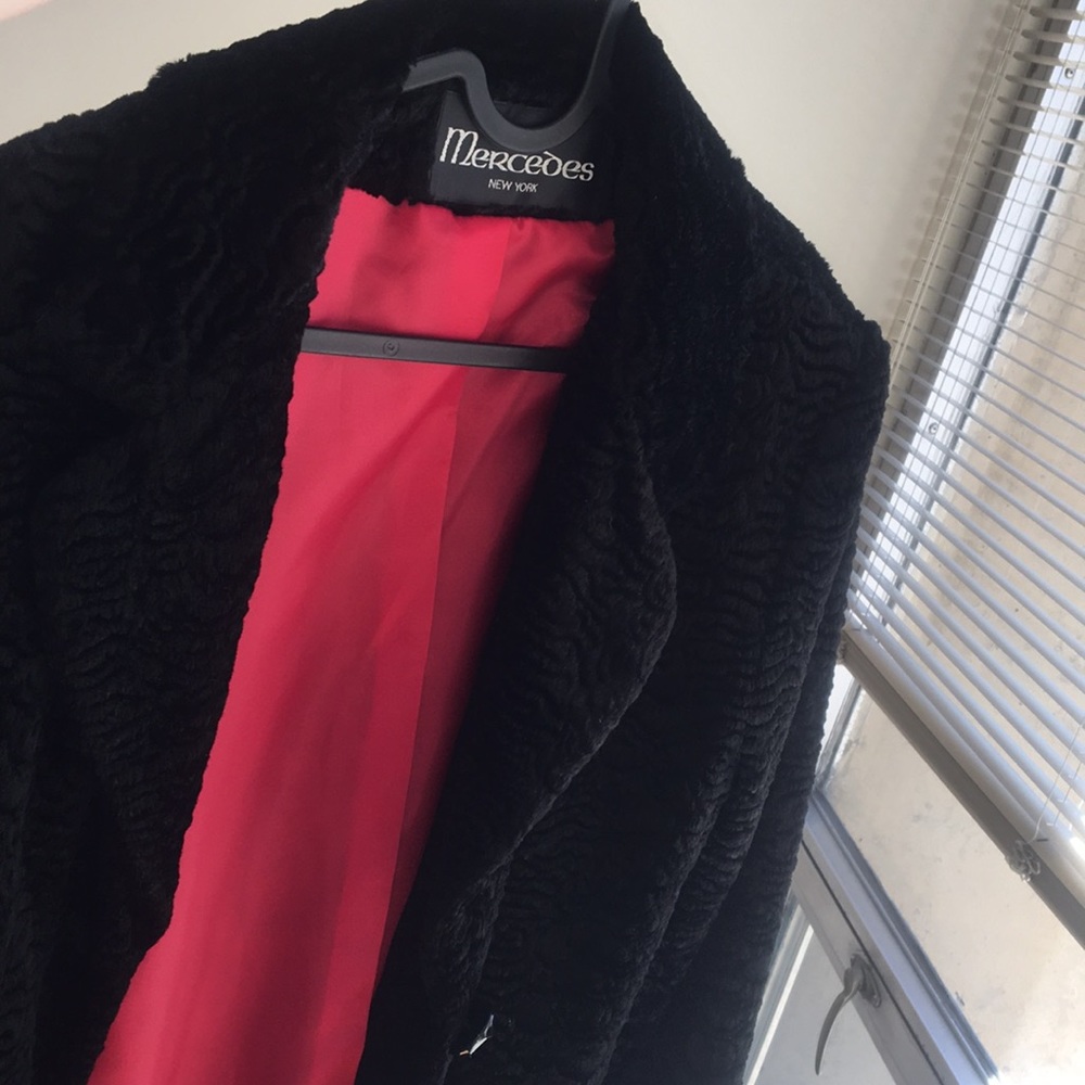 Delicious Black Faux Fur Coat - Sz 10